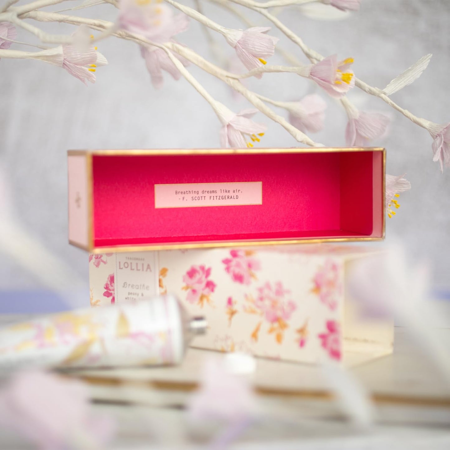 LOLLIA Breathe Handcreme, 4 oz, Scented Hand Cream for Women, Moisturizing Lotion for Dry Hands with Shea Butter & Cocoa Butter, Quick Absorbing Skin Care