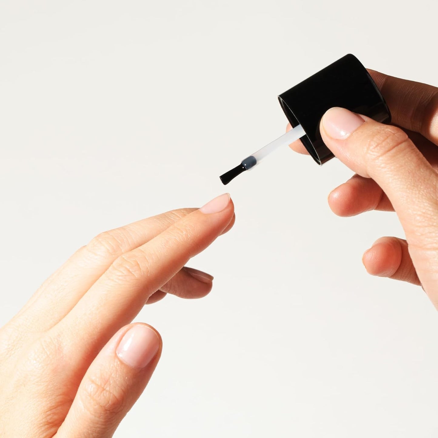 Skinlab’s Premium Nail Strengthening Serum – Boosts Nail Growth & Resilience – Stronger, Healthier, Longer Nails – 3 Month Supply – Dermatologist Tested – Hypoallergenic – Cruelty-Free & Paraben-Free