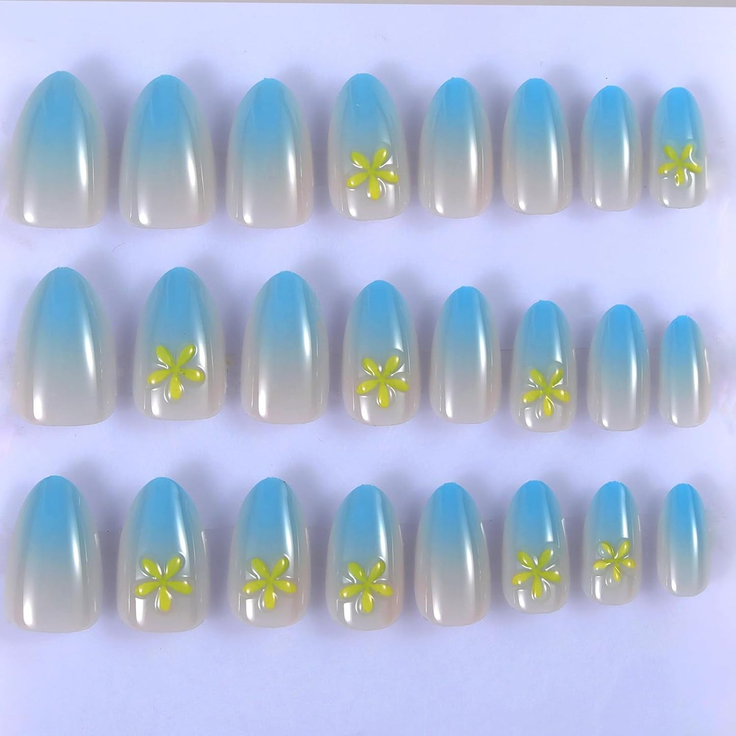 Blue Ombre Press On Nails Short Almond, Fall Fake Nails with Blue French Tip and 3D Daisy Flower Design, Glossy Gel Finish Acrylic Nails, Reusable Glue On Nails Kit for Women, 24 Pcs, Daisy Skies