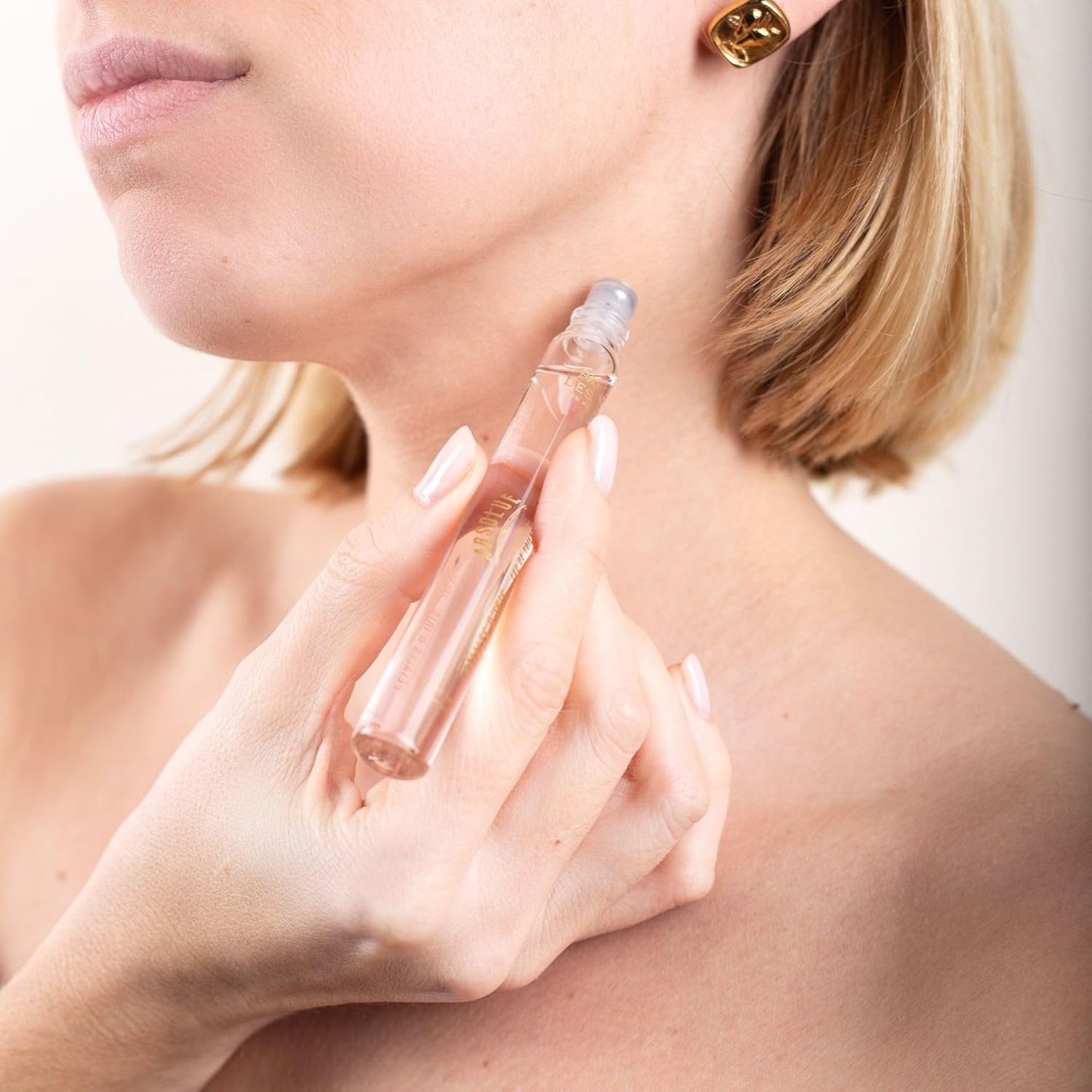 Panier des Sens - Jasmine Roll-on Eau de Toilette 0.3 Floz – Floral & Intense Fragrance - Mini Perfume for Women - Parfum Crafted in Grasse, France - Daily Use - Light Travel Perfume