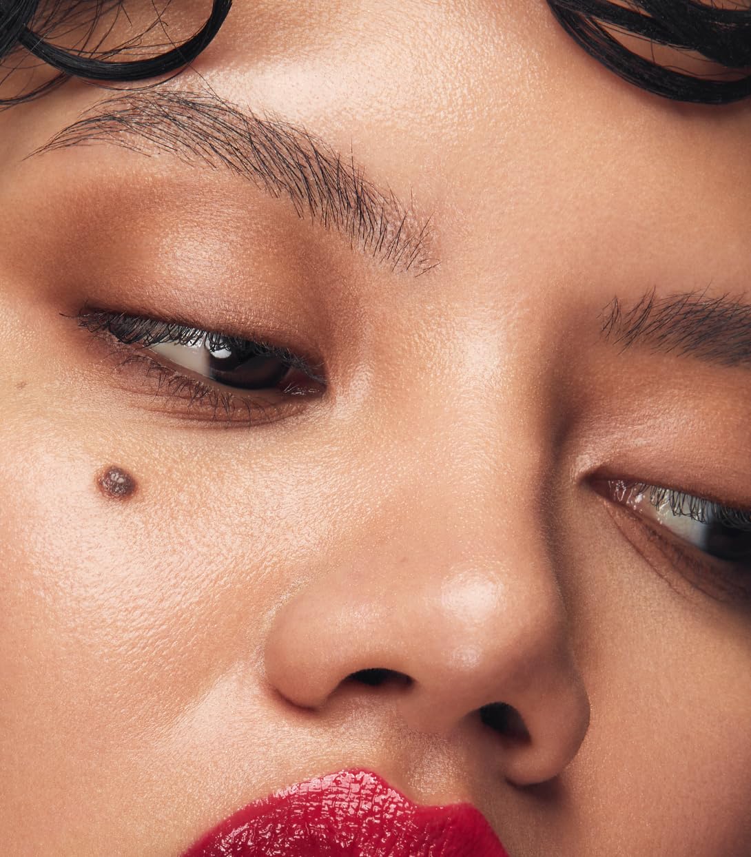 MAKE Beauty Eye Shaping Stylo - Cream Eyeshadow Stick. 4-in-1 Shape, Define, Contour, and Shade Eye Shadow for Versatile Makeup Looks. Long-Lasting Creamy Formula. Shade - Cultivate