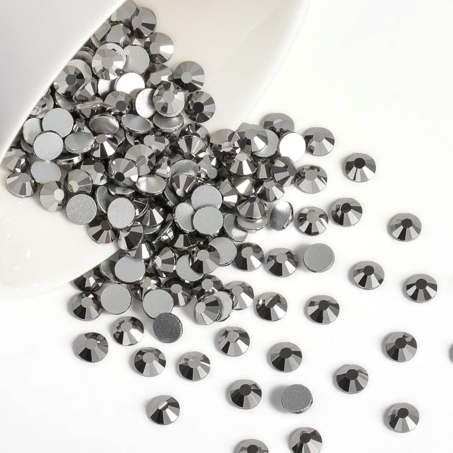 Beadsland 1440 Pieces Flat Back Crystal Rhinestones Round Gems,Hematite,SS8,2.3-2.5mm
