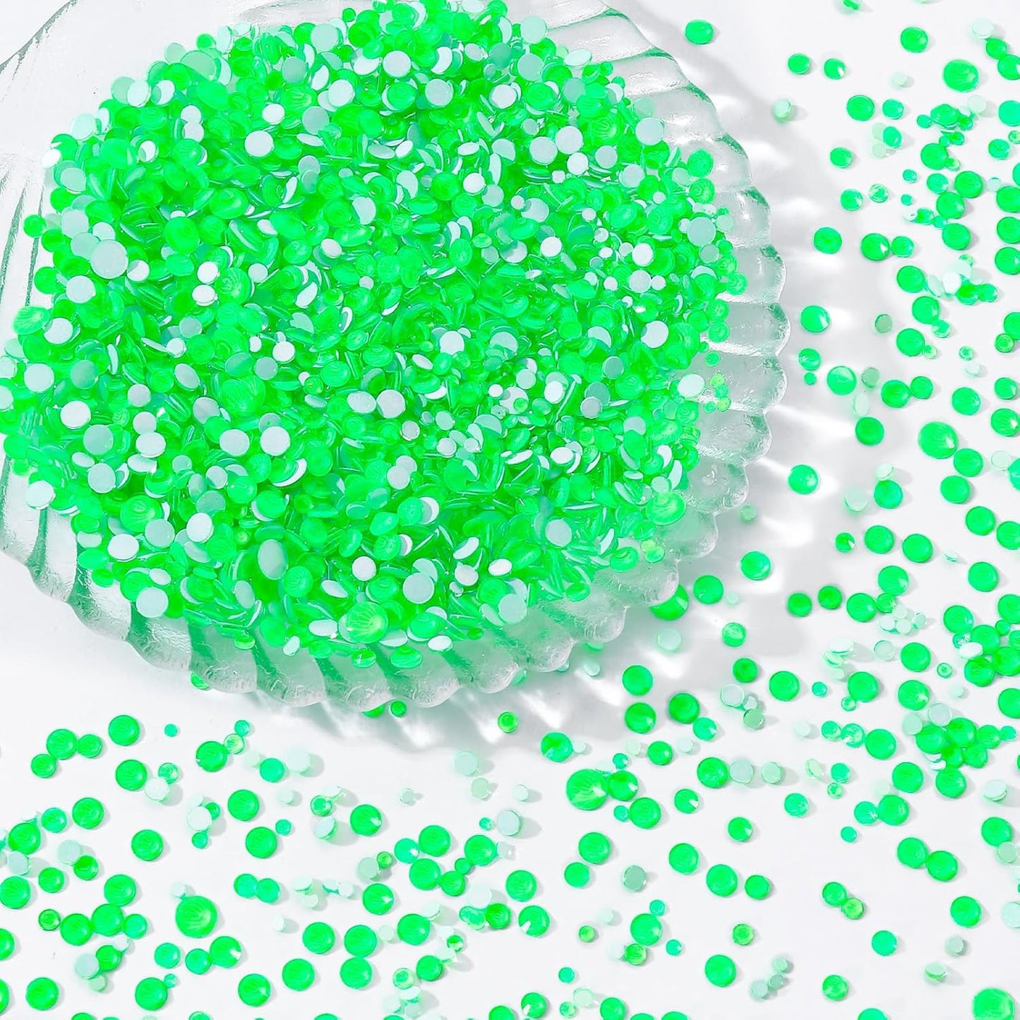 Neon Green Flatback Rhinestones, Glass Rhinestones for Nail Art and Craft, Glue Fix, Loose Crystal Gemstones(Neon Green, SS20, 1440pcs, 4.6-4.8mm)