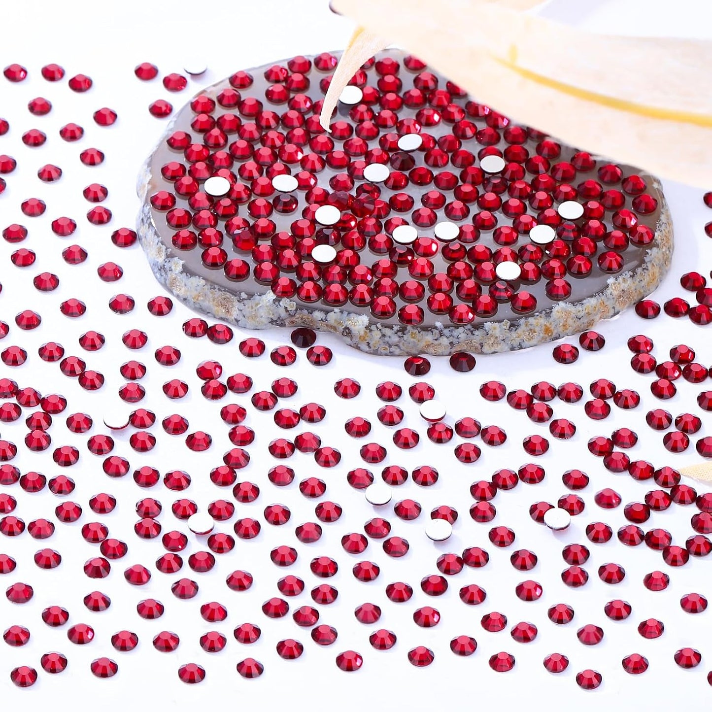 Siam Flatback Rhinestones, Glass Rhinestones for Nail Art and Craft, Glue Fix, Loose Crystal Gemstones(Siam, SS4, 2880pcs, 1.5-1.7mm)